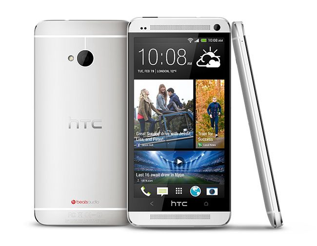 HTC One impresioneaza prin design si ecranul potrivit ca dimensiuni de 4.7" 