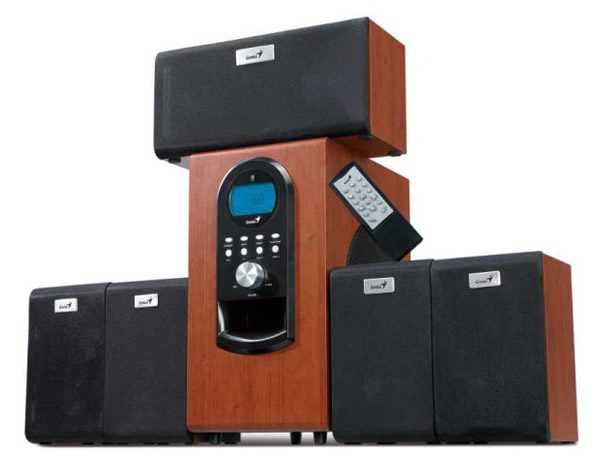 Genius SW-HF5.1 6000 – sistem urat, dar ciudat de bun pentru PC sau chiar home cinema