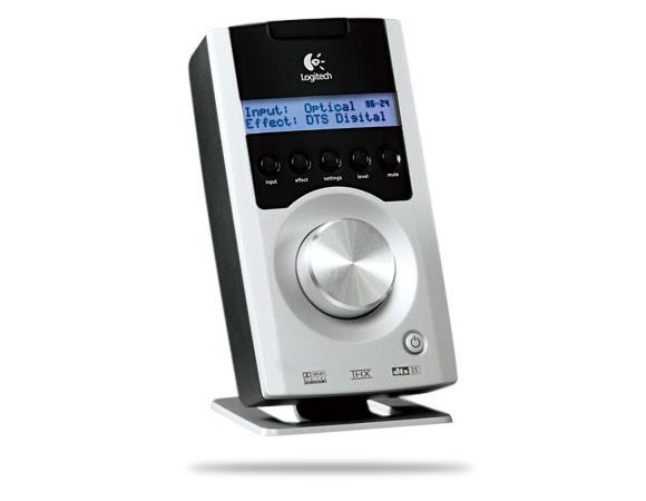 Telecomanda cu fir este un adevarat centru de comanda Telecomanda cu fir este un adevarat centru de comanda