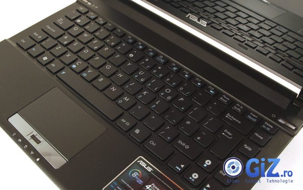 Tastatura si trackpad de top