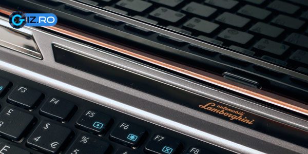 asus-vx6s-6 Asus EEE PC VX6S: Puternic ca un Lamborghini in clasa sa, dar si la fel de "flamand"