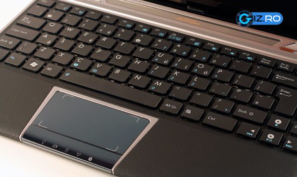 asus-vx6s-keyboard Tastatura si ecranul sunt mostenite de le generatia anterioara