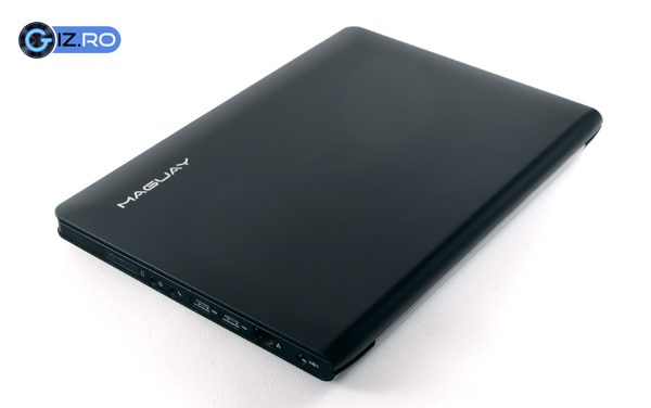 frumos2 O carcasa simpla si o silueta zvelta