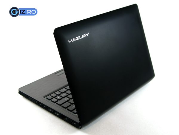 maguay-1 Nu se incalzeste si nu este foarte zgomotos, desi ventilatorul isi face auzita prezenta