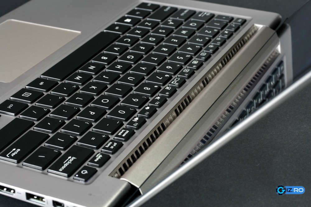 Sistemul de racire este indreptat spre ecran