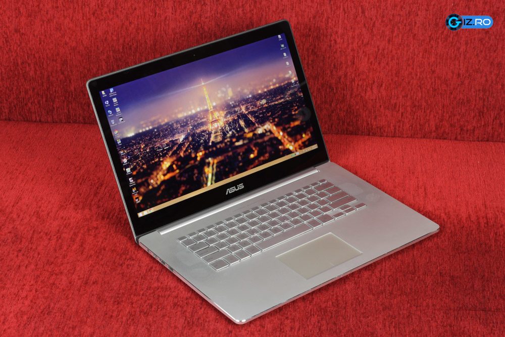 Asus Zenbook NX500 este un ultrabook de 15"