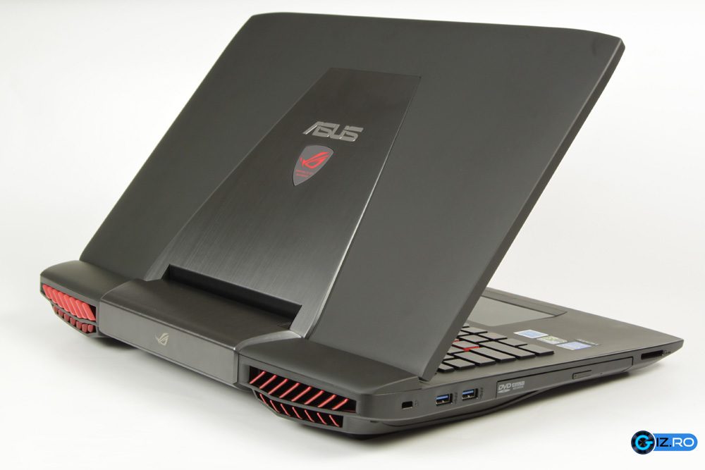 Asus G751 este unul dintre cele mai bune laptopuri de jocuri