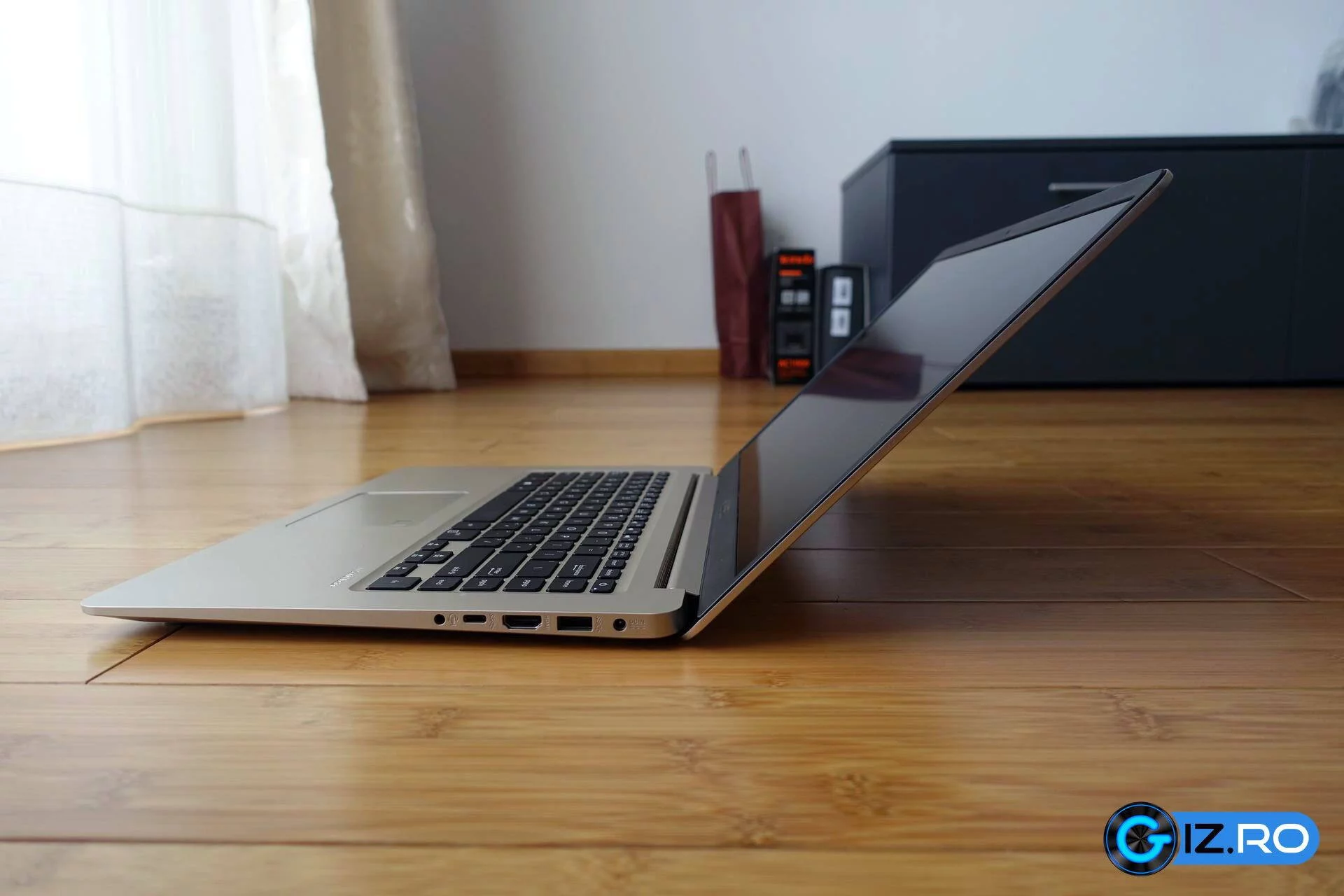 ASUS-VivoBook-S15_12