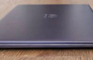 huawei-matebook-13--sides-left