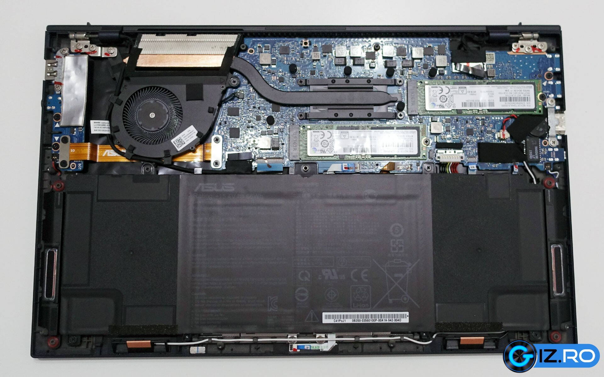 asus-expertbook-b9450fa-internals