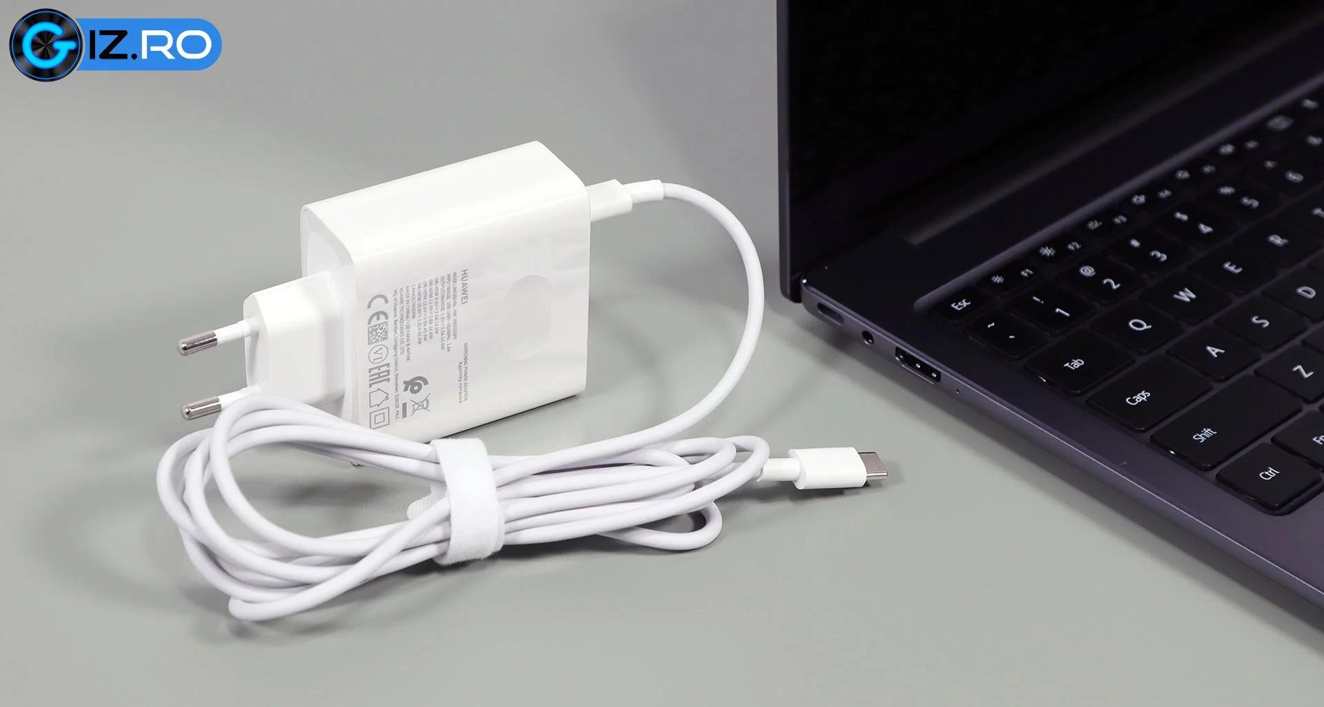 huawei-matebook-14-charger