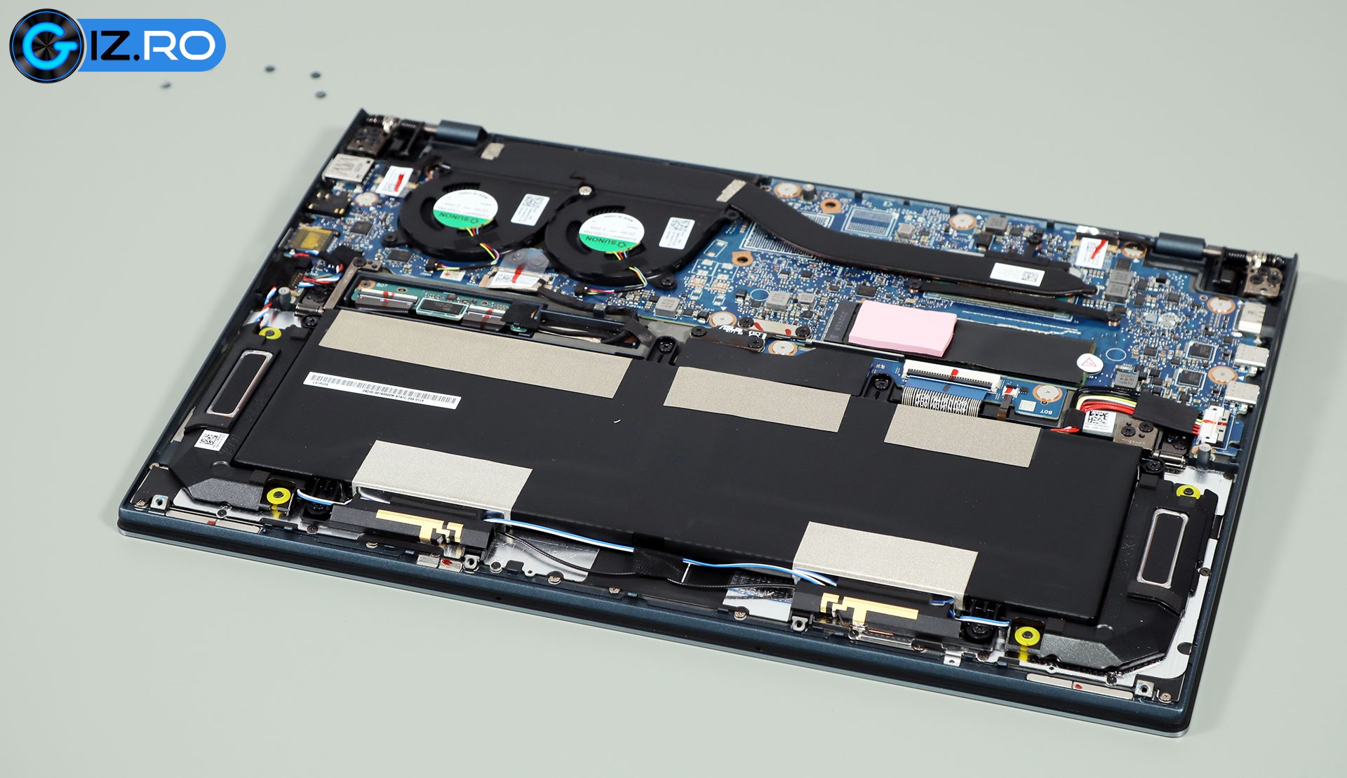 asus-zenbook-duo-14-internals-battery-speakers