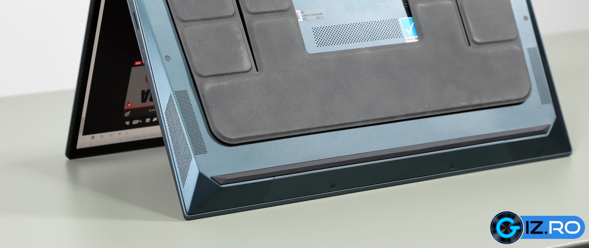 asus-zenbook-duo-14-speakers