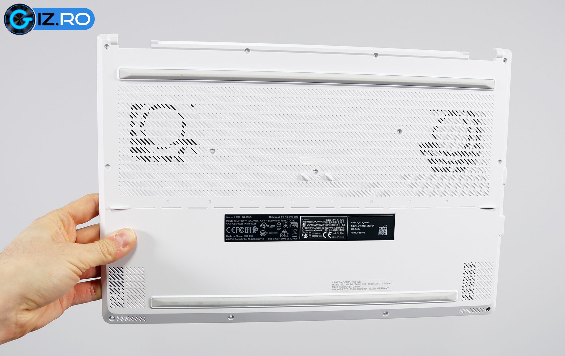 asus-rog-zephyrus-g15-cooling-back