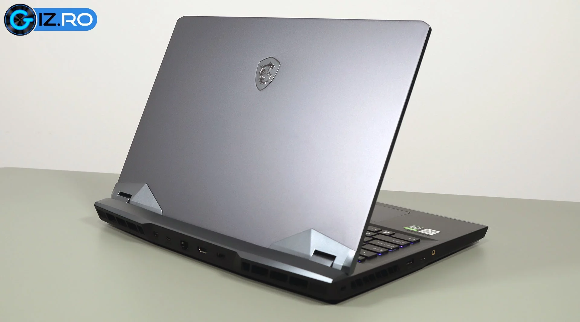 msi-ge76-raider-exterior2