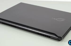 asus rog zephyrus s17 exterior back