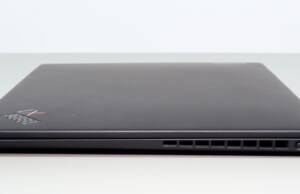 lenovo thinkpad x1 nano sides right