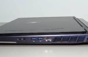 acer helios 500 sides right