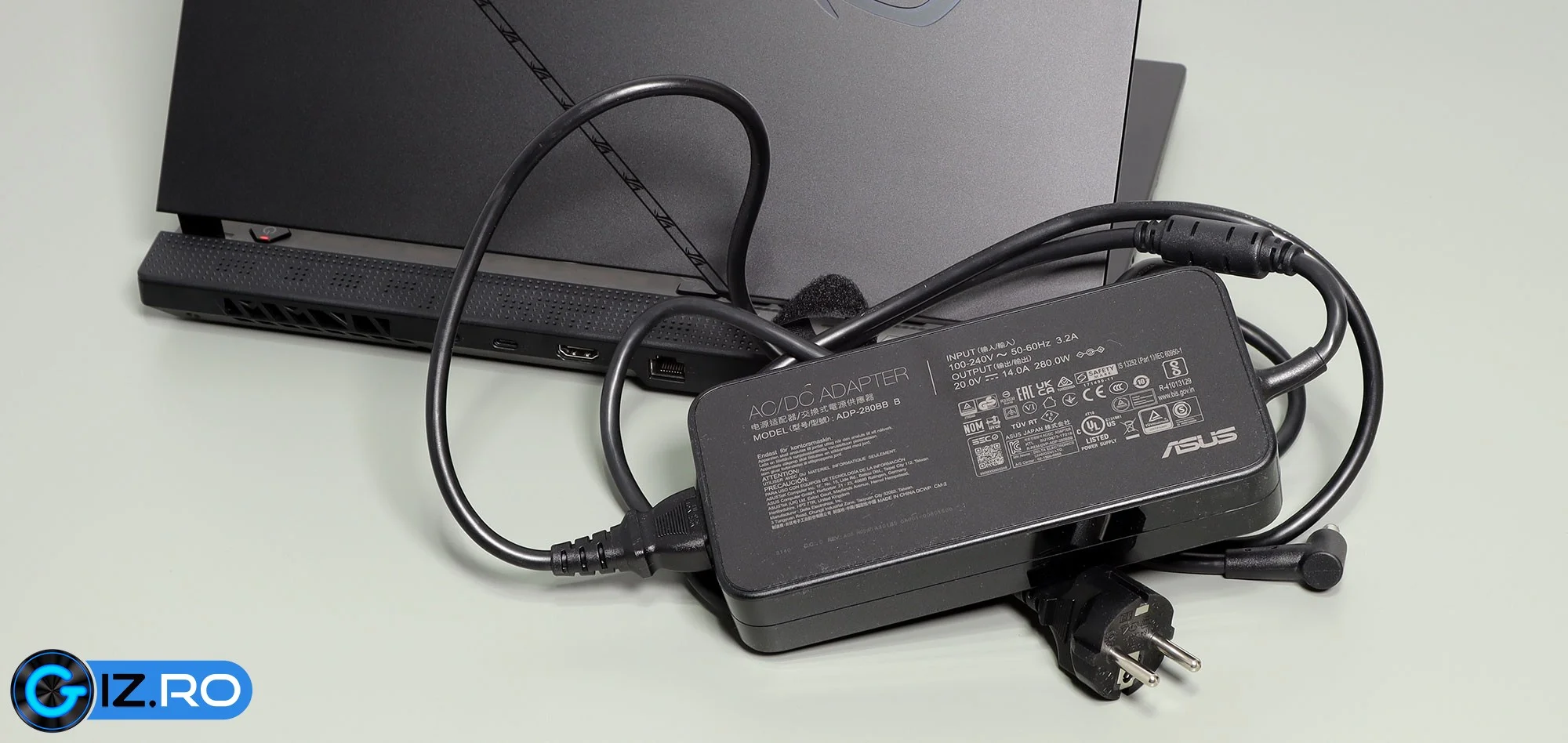 asus rog strix scar 15 charger asus rog strix scar 15 charger