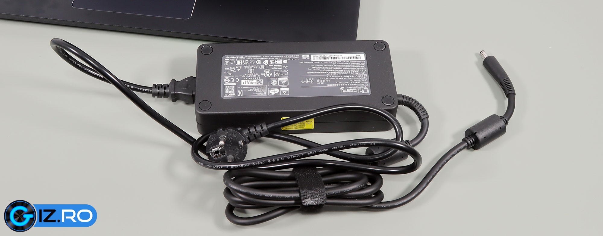acer predator helios 300 charger