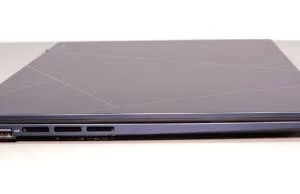 asus zenbook 14 edges left