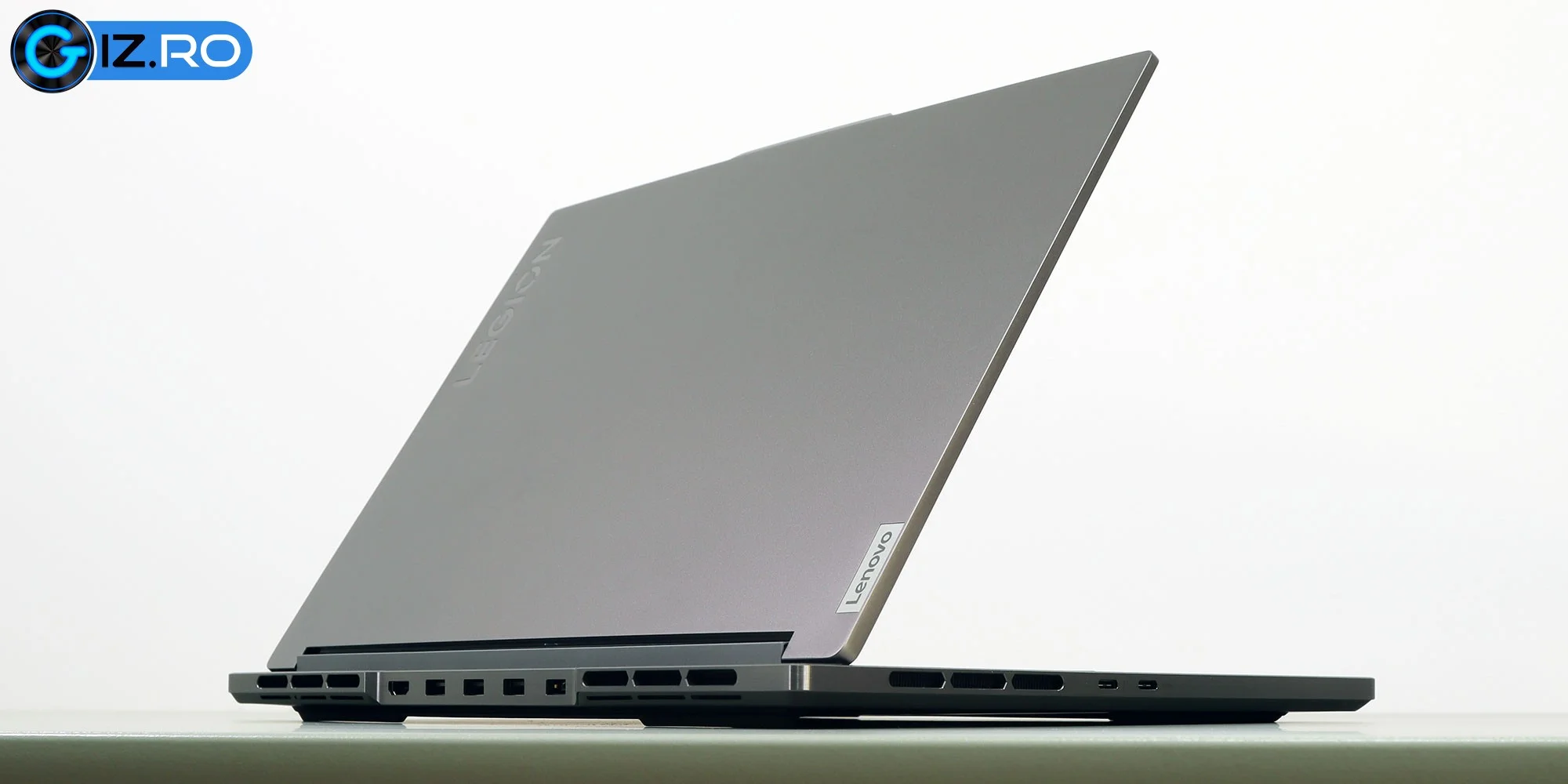 lenovo legion slim 7 cooling feet2