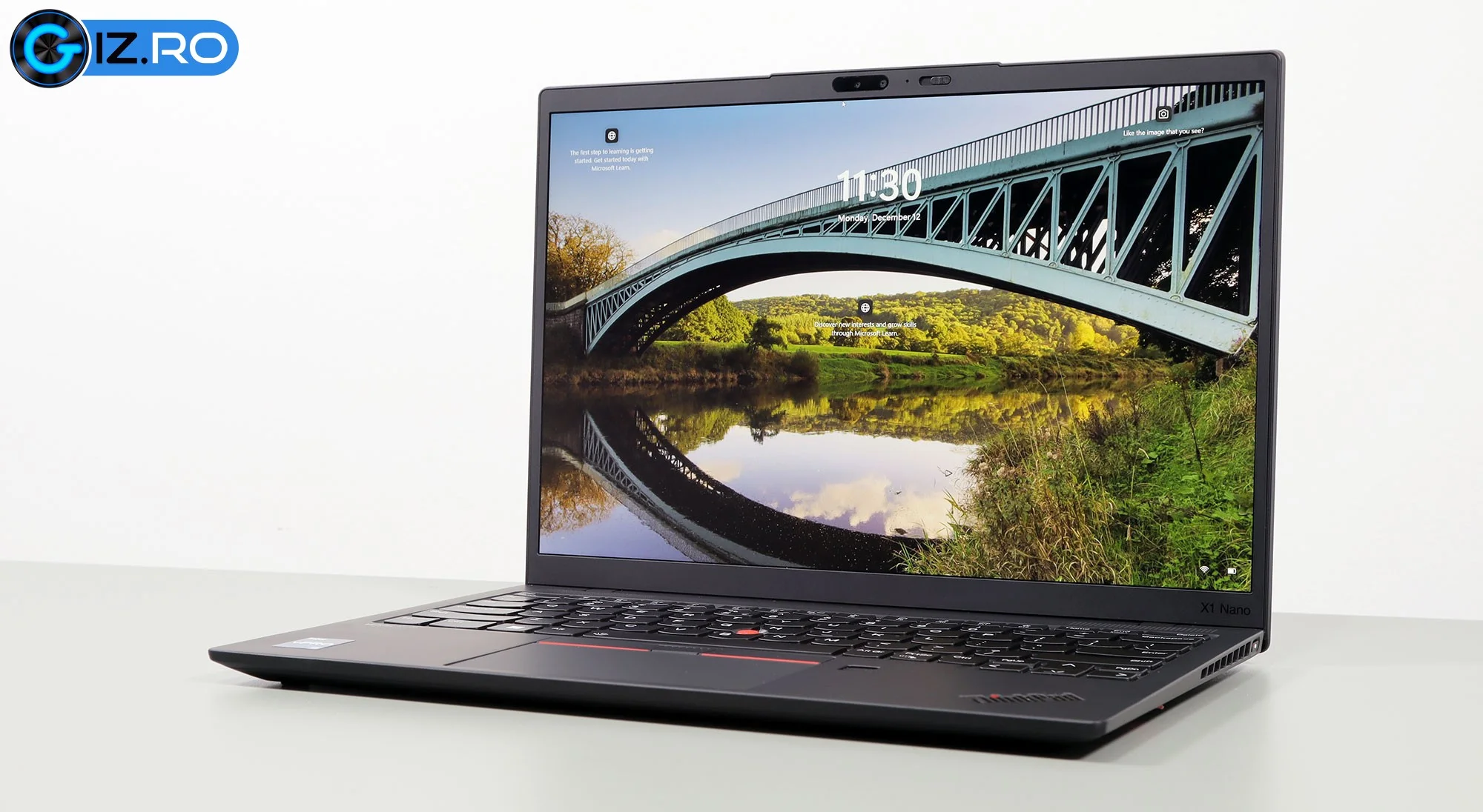 lenovo thinkpad x1 nano interior screen