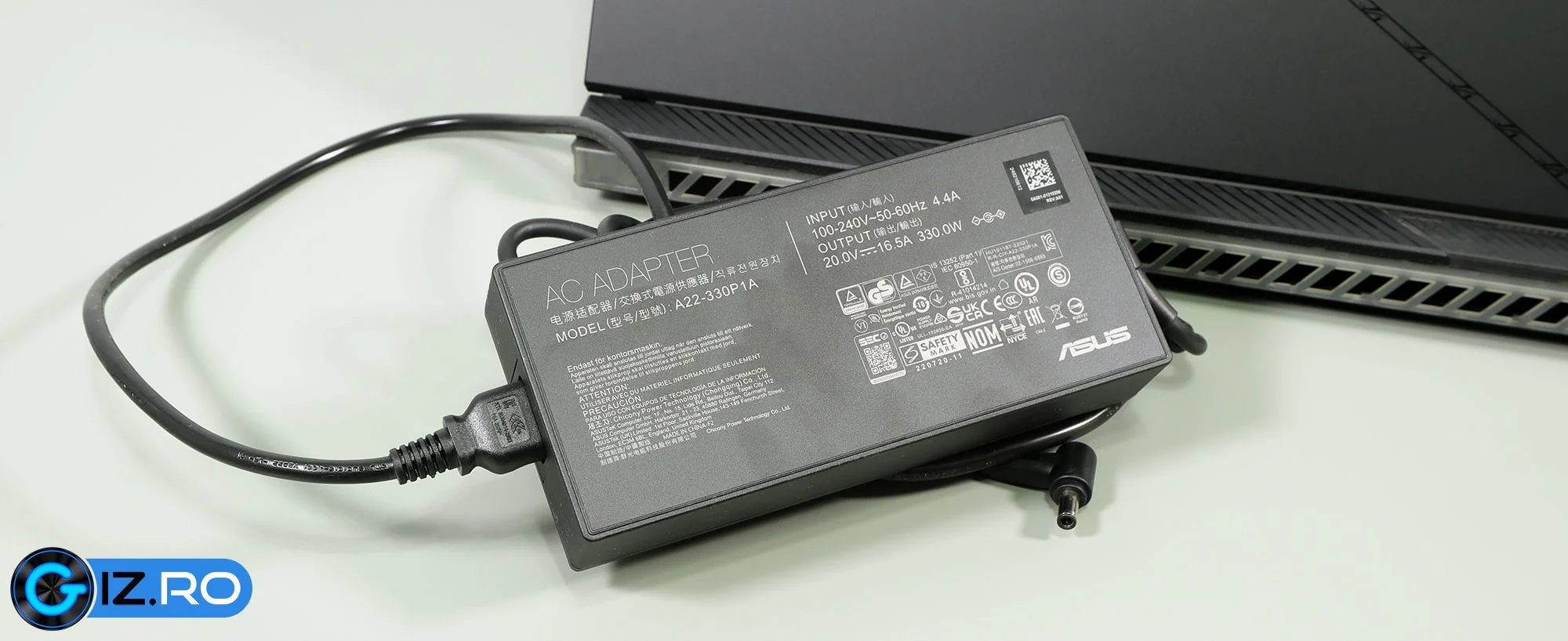 asus rog scar 18 charger asus rog scar 18 charger