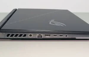 asus rog scar 18 sides left
