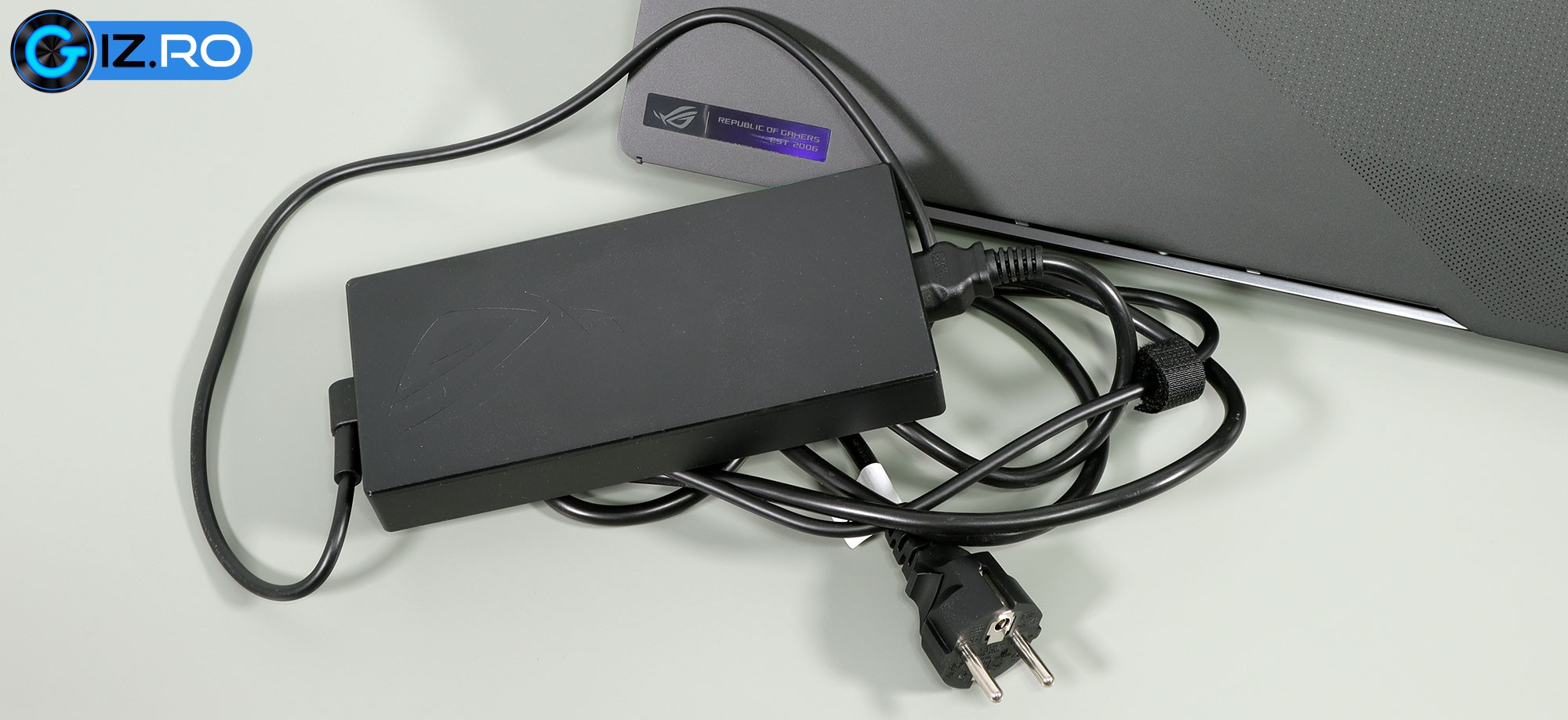 asus rog zephyrus m16 charger