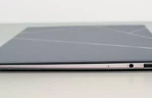 asus zenbook s13 sides right