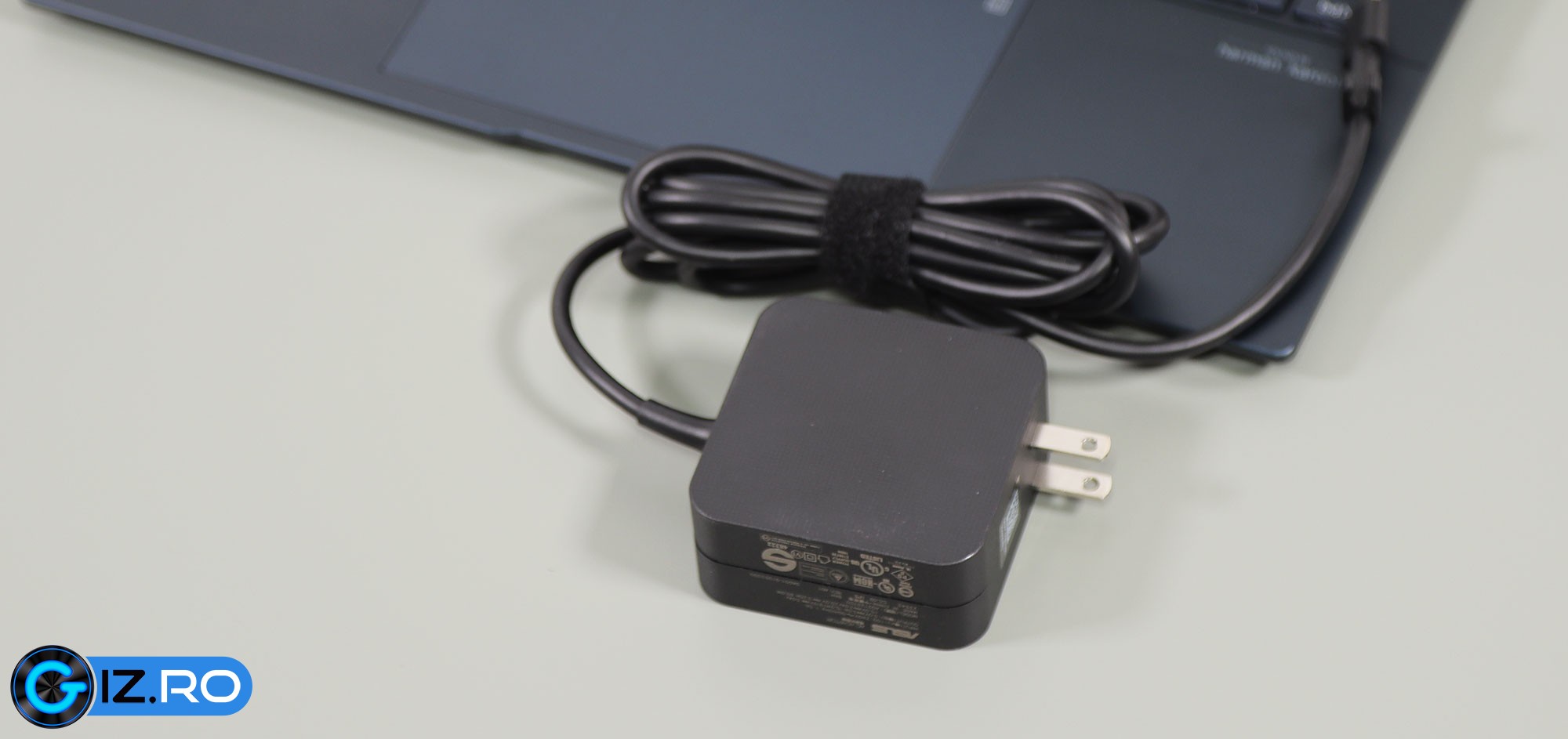 asus zenbook ux3405 charger