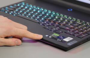 lenovo legion 9i front0lip